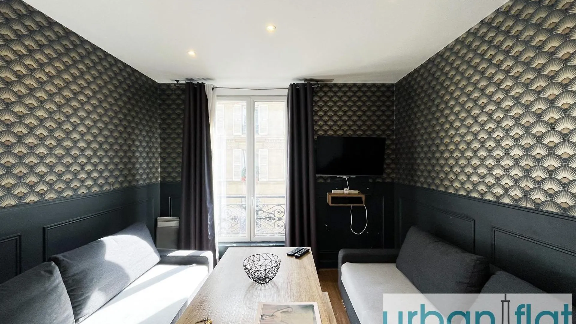 Apartment Urban Flat 18 - Charming 2bdr Parisian *